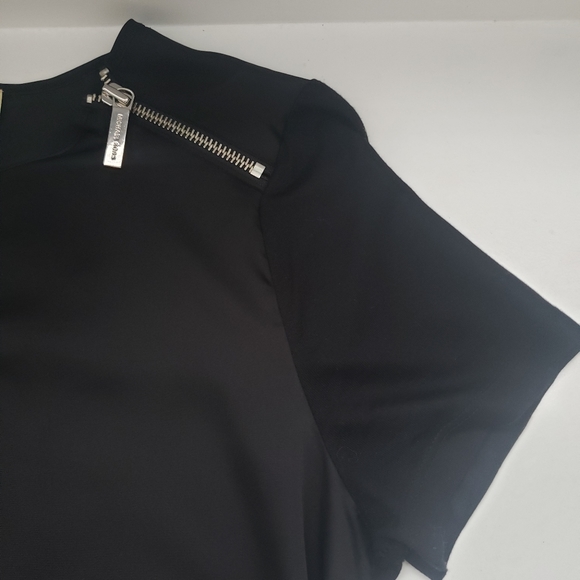 Michael Kors short sleeve black top size S - Picture 4 of 5